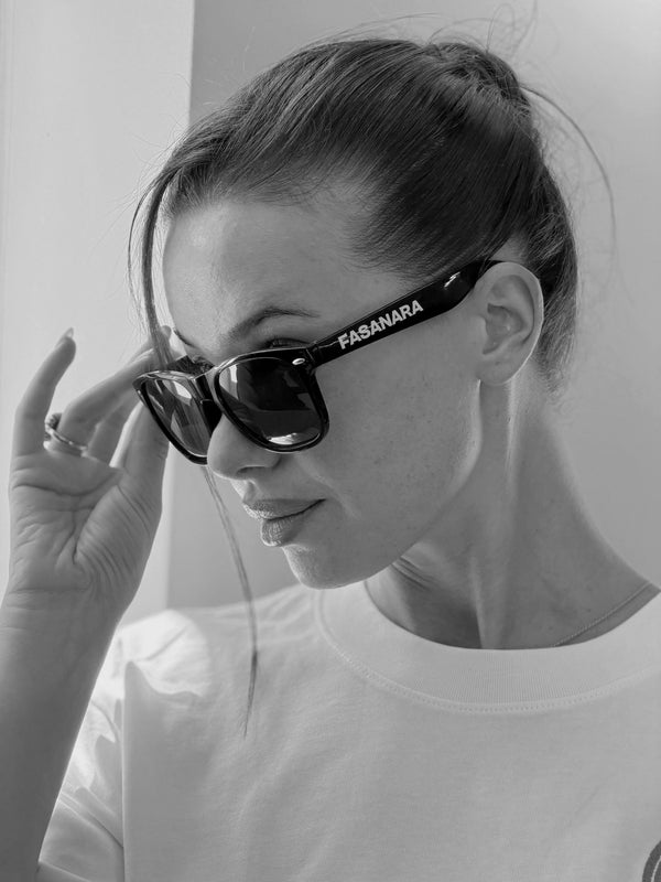 Retro-Style Black Sunglasses